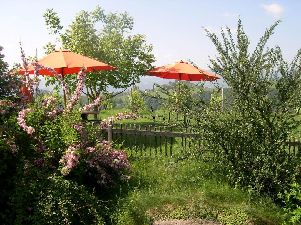 Ratsch an der Weinstraße Kultur Weingut Kaestenburg מראה חיצוני תמונה
